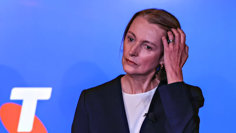 Telstra boss lands 11pc pay rise in year of 1200 job cuts