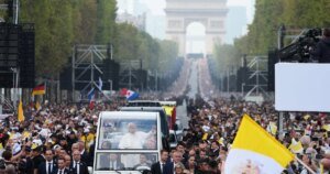 First papal visit to France in almost 2 decades attracts hundreds of thousands of worshipers for Mass