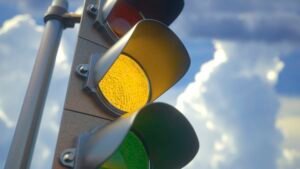Junk bonds are ‘flashing yellow.’ Watch these warning signs