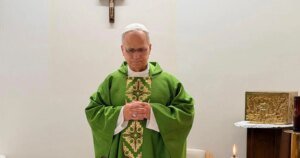 New photos show Pope Leo celebrating Mass at hospital as he recovers from lung cancer surgery