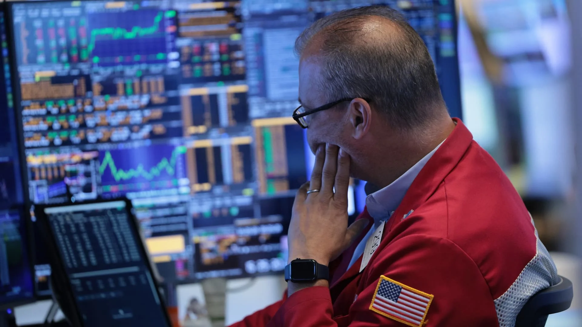 Treasury yields steady as traders await more inflation data