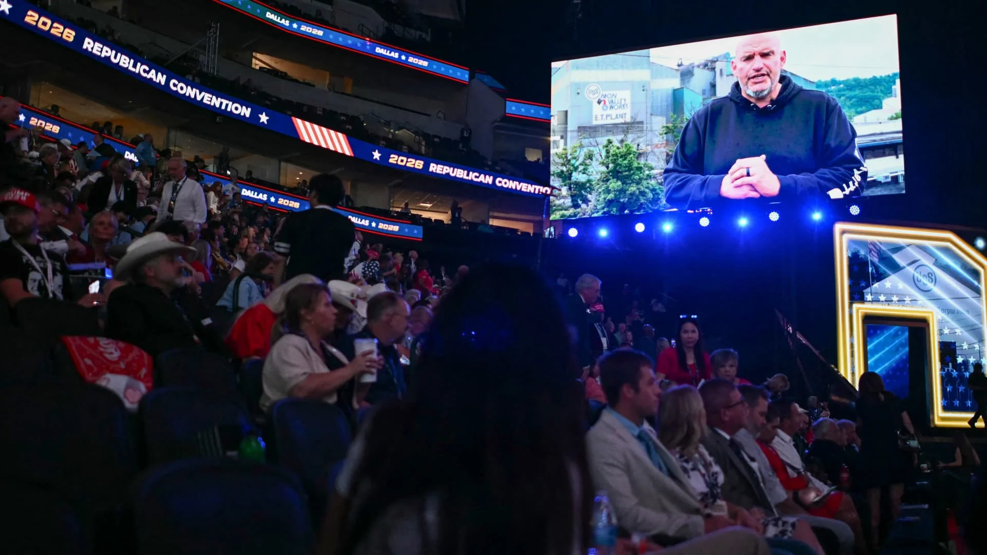 Sen. John Fetterman makes surprise appearance at GOP midterm convention